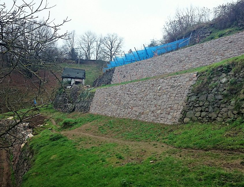 Sanierung Weinbergsmauer